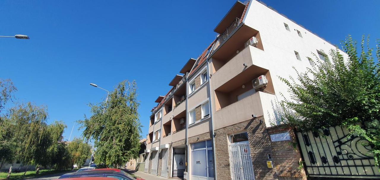 Ferienwohnung Julija Pančevo Exterior foto